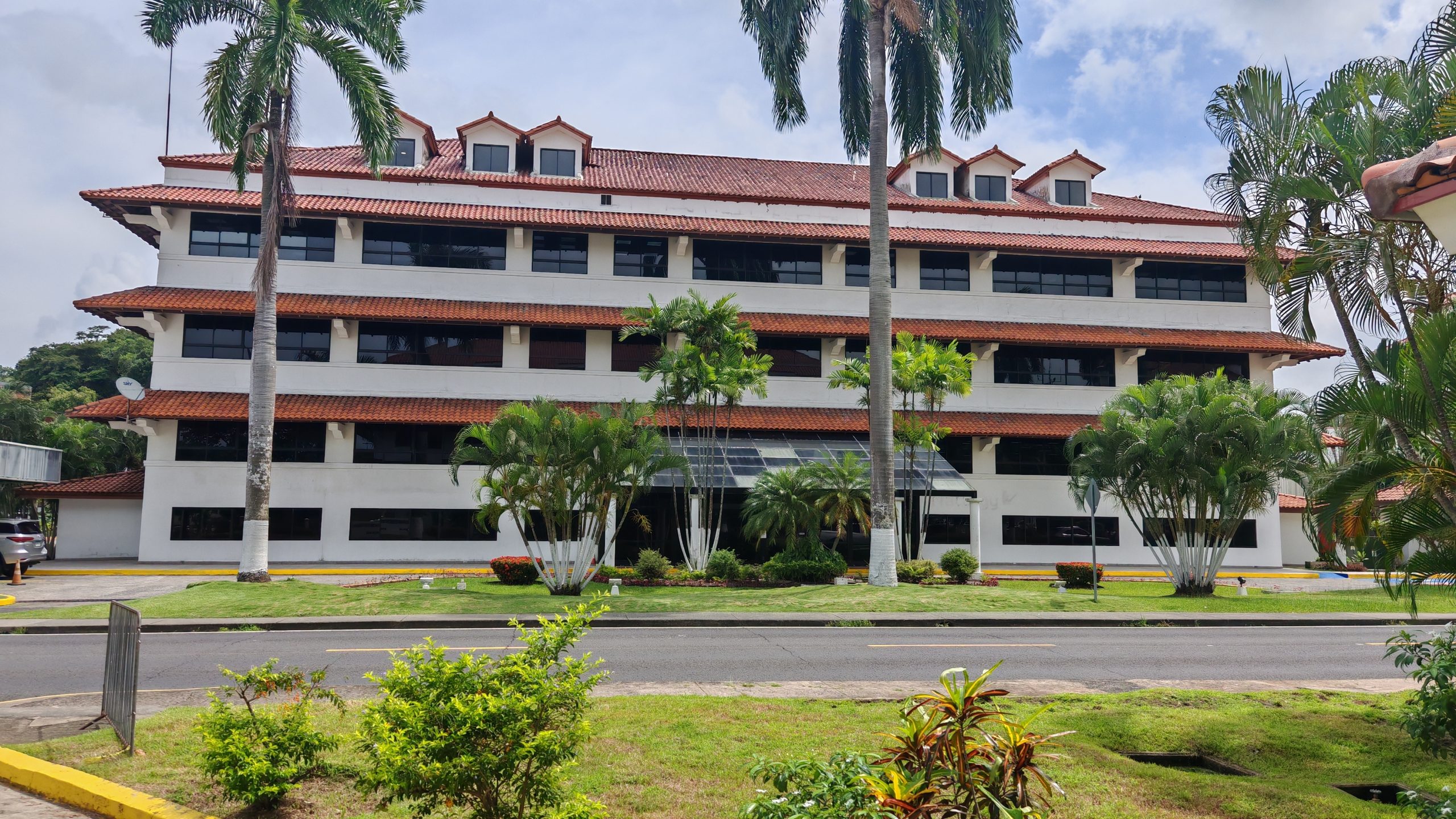 Fallo de la CSJ que ordena reintegro a docente no afecta a la actual estructura de la UDELAS que dirige la rectora Nicola Terreros Barrios