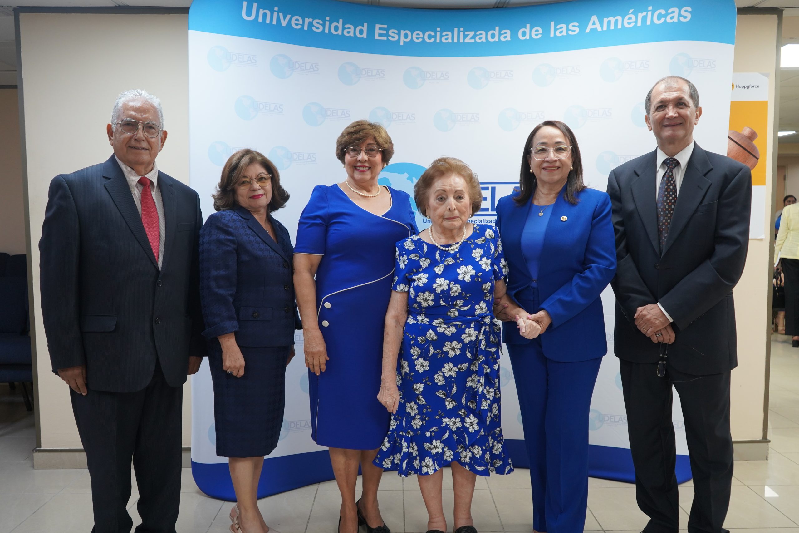 Lanzamiento del libro del Dr. Juan Bosco Bernal: “La importancia del docente en el siglo XXI: Historias, vivencias y desafíos”
