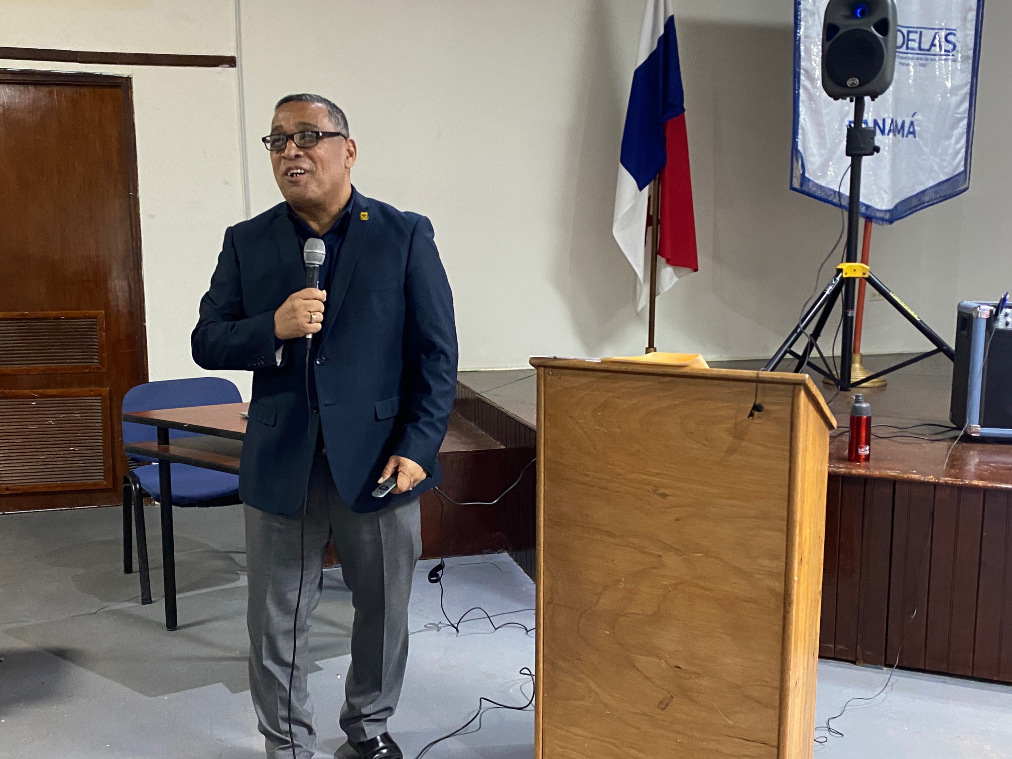 UDELAS realiza jornada de autoevaluación para la Licenciatura en Investigación Criminal con fines de acreditación