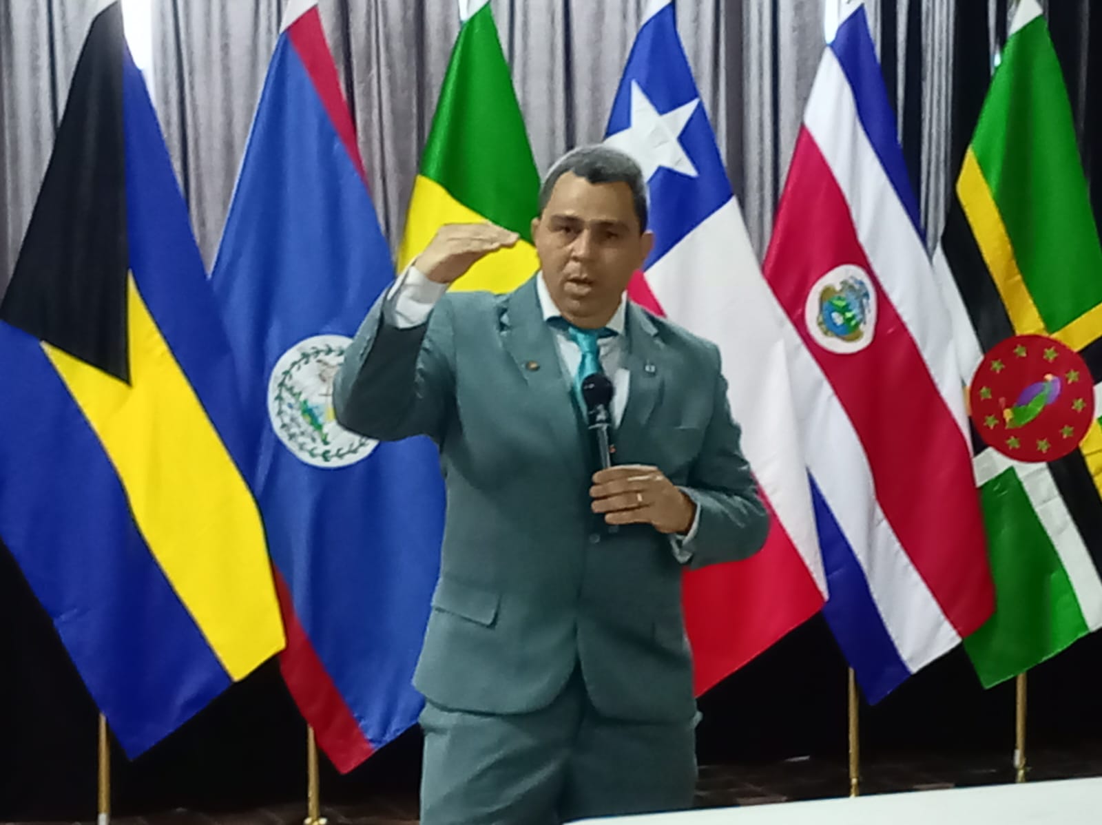 UDELAS impulsa una nueva generación preparada para atender emergencias emocionales