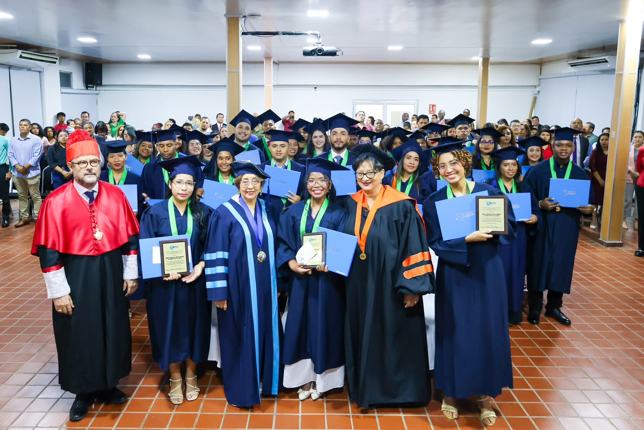 UDELAS gradúa a 43 nuevos profesionales de la Facultad de Biociencias y Salud Pública